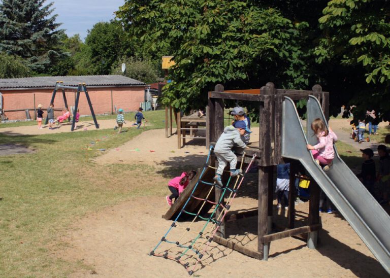 spielplatz-1024x730